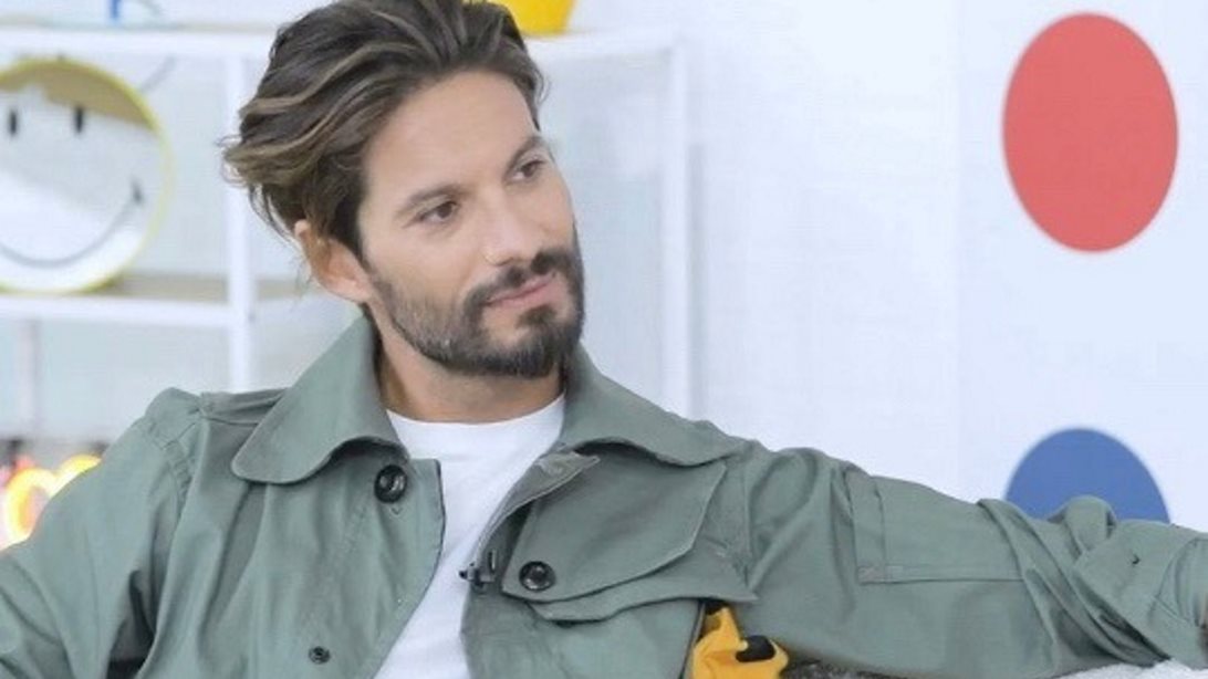 Γιώργος Καράβας: "Ήταν πολύ μεγάλο το φορτίο - Έφερε εσωτερικές διαμάχες και εντάσεις στη σχέση μας με τη Ραφαέλλα Ψαρρού"