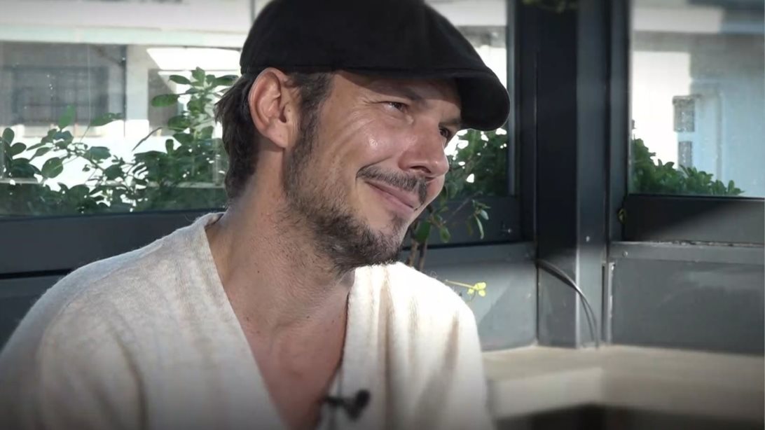 Ο Ιωάννης Παπαζήσης μιλά για όλα: "Ψάχνω τους δαίμονές μου. Σεξουαλικούς, εγκεφαλικούς, κοινωνικούς"