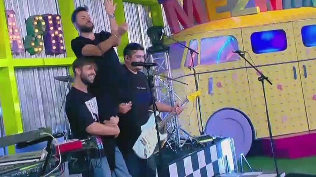 Video Of The Day: Οι Alcatrash έκαναν την πιο troll αναπαράσταση του χορευτικού του «My Number One»