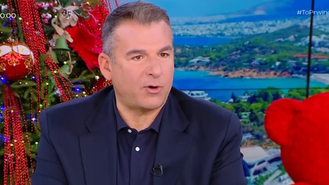 Ο Γιώργος Λιάγκας σε νέα αναφορά για τη Μαρία Αντωνά: &quot;Παίξτε την ολόκληρη να φανεί και το σορτσάκι&quot;