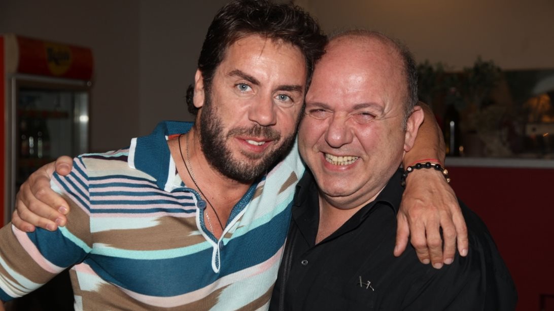 Aυστηρή κριτική Μουρατίδη στον Μαζωνάκη: &quot;Ντρέπομαι, κάνει τέρατα στη σκηνή, περίμενα άλλη καριέρα&quot;