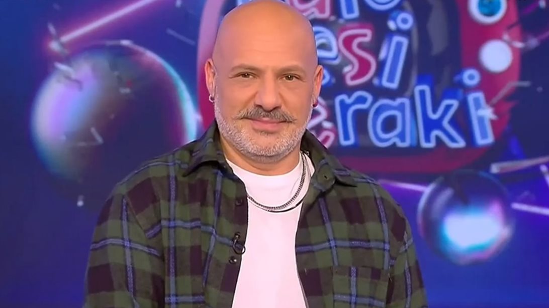 O Νίκος Μουτσινάς ανακοίνωσε πως διακόπτει το "Καλό Μεσημεράκι"