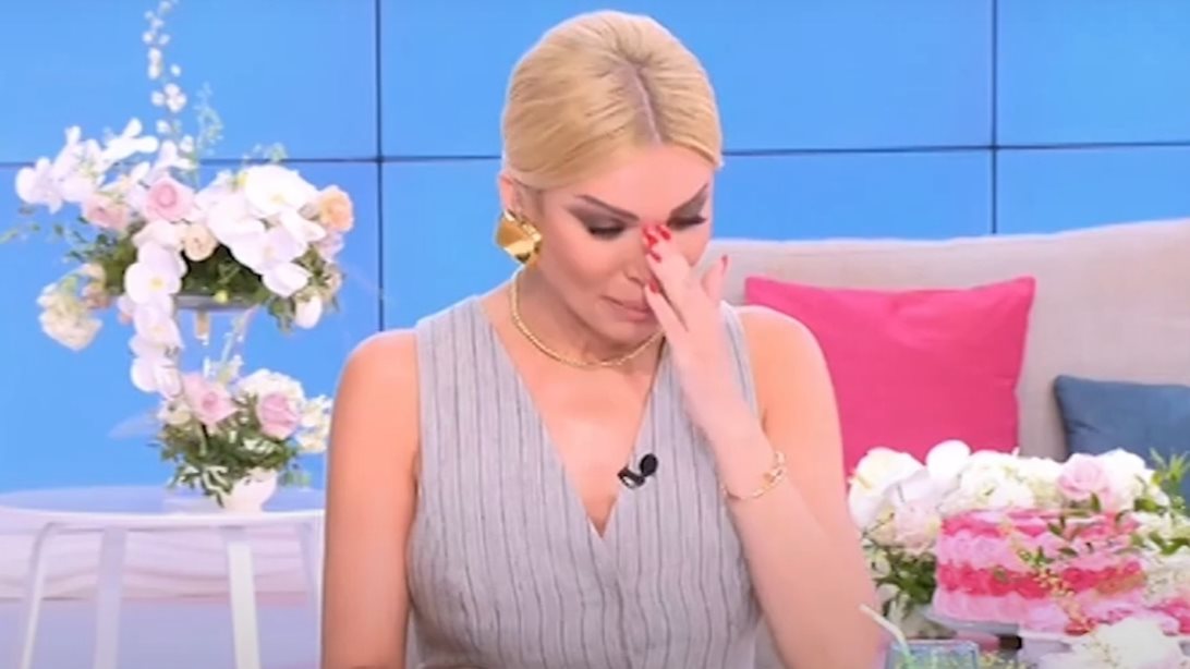 Ξέσπασε σε κλάματα η Κατερίνα Καινούργιου: "Έχω πιεστεί επαγγελματικά"