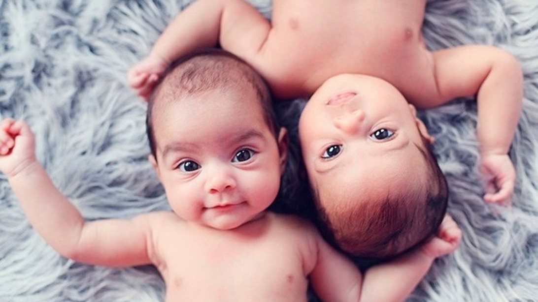 MamaPost by The Mamagers: «Συγχαρητήρια, θα αποκτήσετε δίδυμα» – και τώρα τι κάνουμε;
