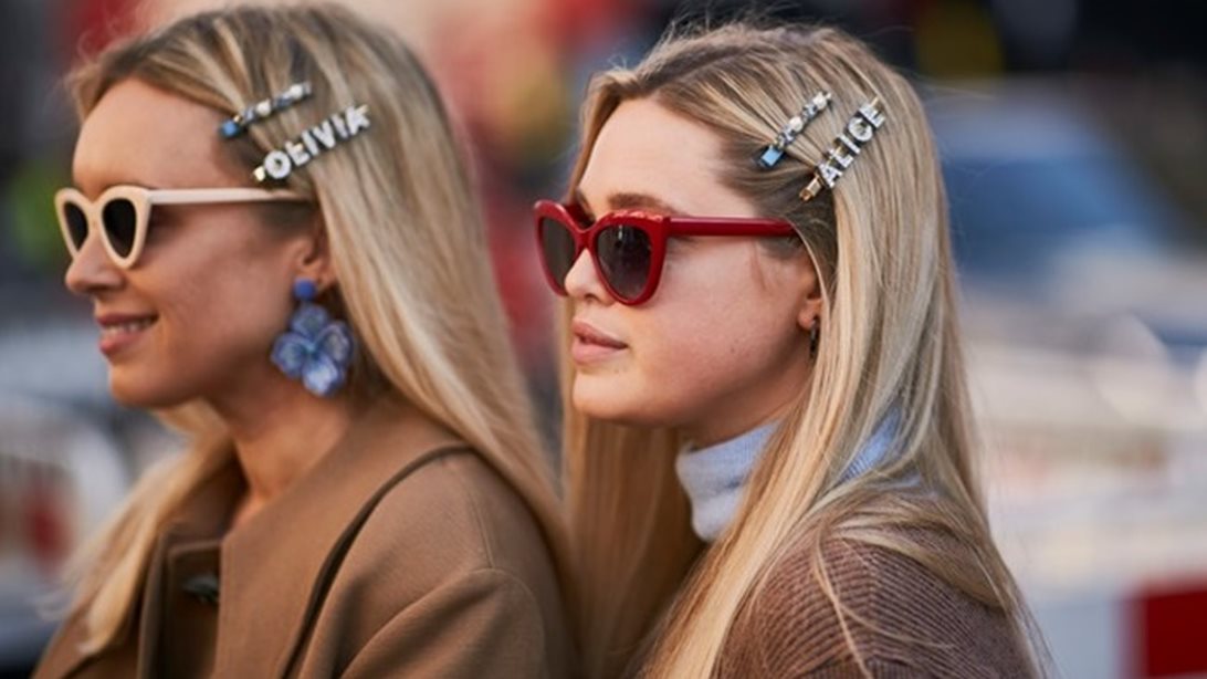 Hair clips: Η hot τάση στα αξεσουάρ μαλλιών που θα φορέσουμε τώρα
