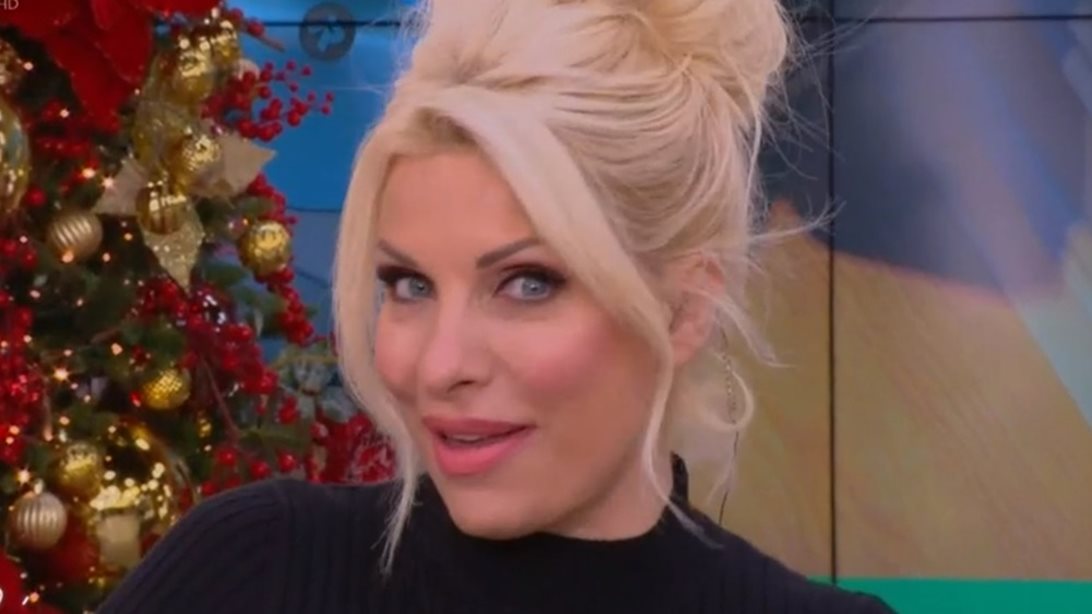 Ελένη Μενεγάκη για σεισμό: "Ξαφνικά το κρεβάτι πήγαινε πάνω κάτω, τρόμαξα!"