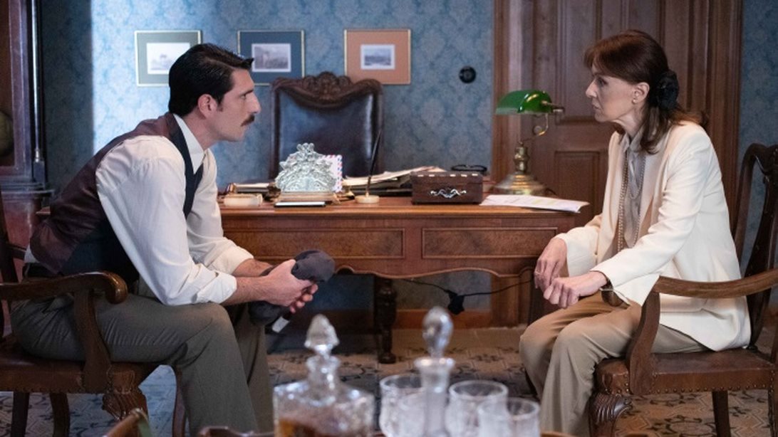 Άγριες Μέλισσες: Νέες εξελίξεις: O Μελέτης επιστρέφει φέρνοντας μαζί του μια… «βόμβα» που θα γκρεμίσει συθέμελα τα πάντα!