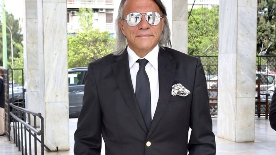 30 χρόνια πριν: Η φωτογραφία του Ηλία Ψινάκη που &quot;πάγωσε&quot; τον χρόνο - η παρέα που έγραφε ιστορία χωρίς να το ξέρει