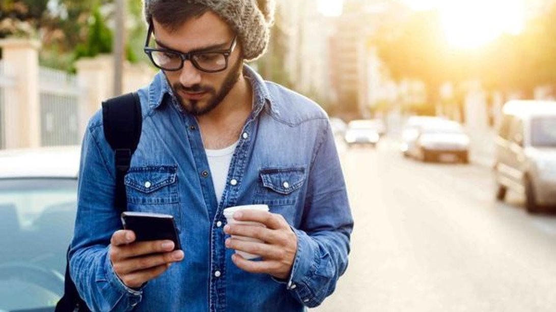 Δέκα πράγματα που δεν πρέπει να ανεβάζεις στα social media: Σίγουρα κάποιο λάθος θα &#39;χεις κάνει κι εσύ!