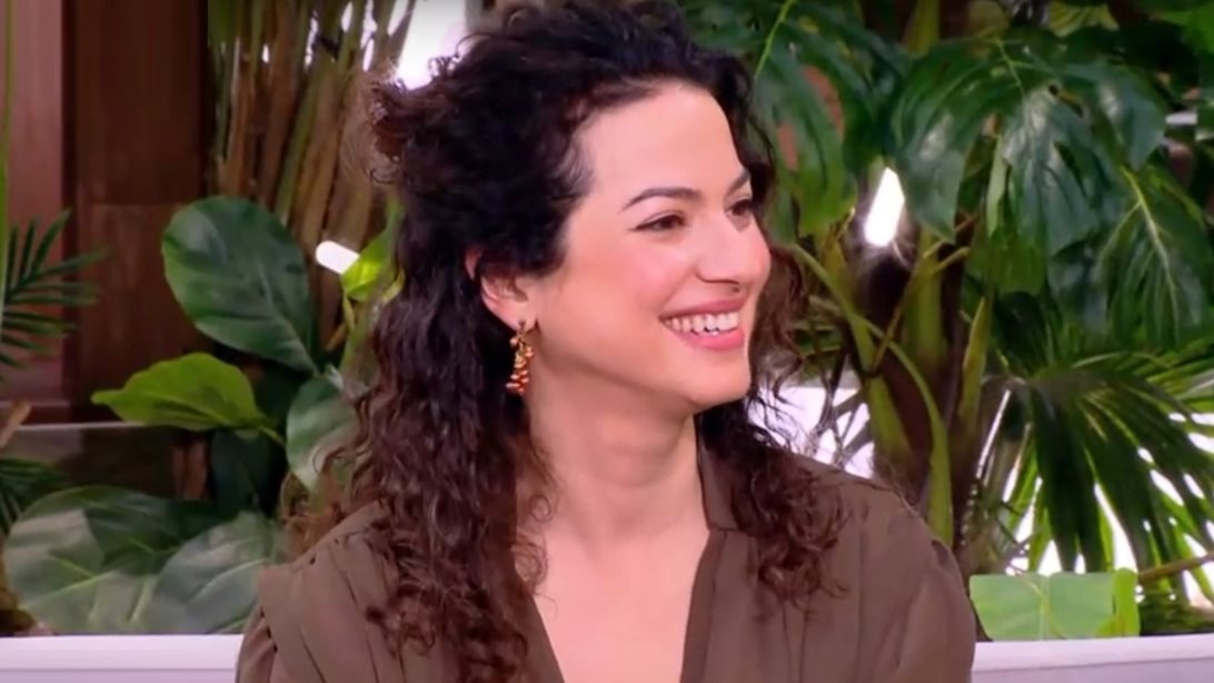 Η Αμαλία Καβάλη αποκάλυψε στην Ελένη Μενεγάκη πώς έγινε η πρόταση από τις "Άγριες Μέλισσες"