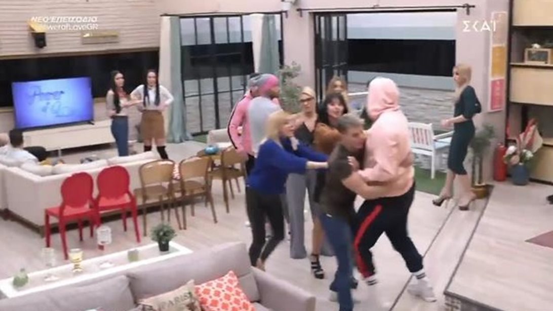 Power of Love: Παραλίγο να πιαστούν στα χέρια Παύλος &amp; Ίον: Τι παρατήρηση τους έκανε η Μπακοδήμου;