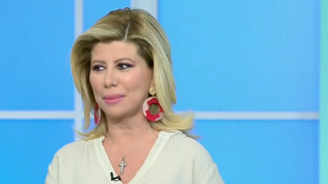 Η επική αντίδραση της Ζήνας Κουτσελίνη βλέποντας τα σχόλια για εκείνη στην &quot;Τούρτα της Μαμάς&quot;