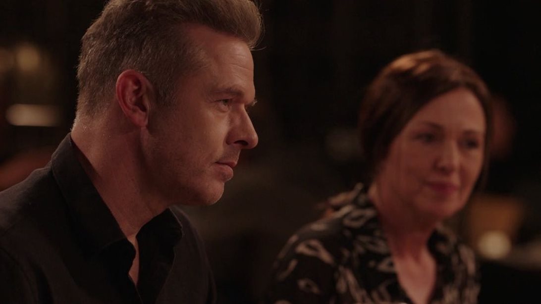 Ο Μάικλ ζητά εξηγήσεις από τη θετή του μητέρα! Τα πάντα για το νέο συγκλονιστικό επεισόδιο του "Famagusta"