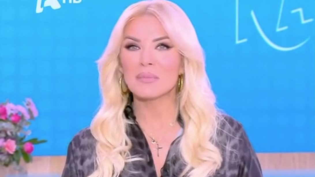 Κατερίνα Καινούργιου: &quot;Αυτούς τους ανθρώπους τους σιχαίνομαι. Πατέρα και μάνα δεν έχετε ρε;&quot;