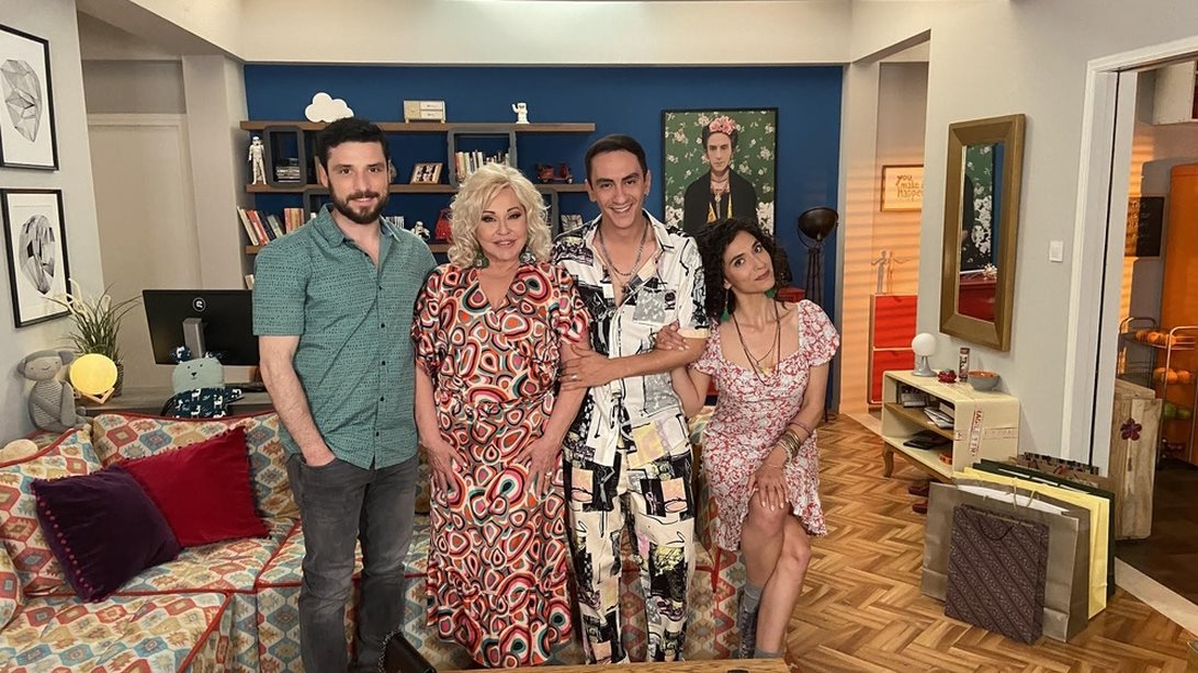 Μην αρχίζεις τη μουρμούρα με guest την Μπέσυ Αργυράκη