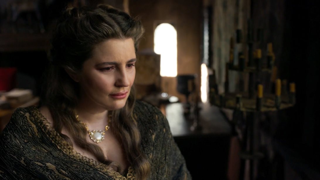 Από τις &quot;Άγριες Μέλισσες&quot; στη &quot;Μάγισσα&quot; με ρόλο - έκπληξη!