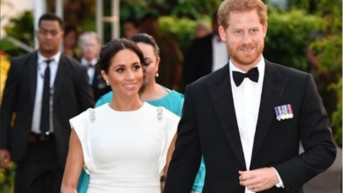 Meghan Markle: Η νέα total white εμφάνισή της στην Τόνγκα
