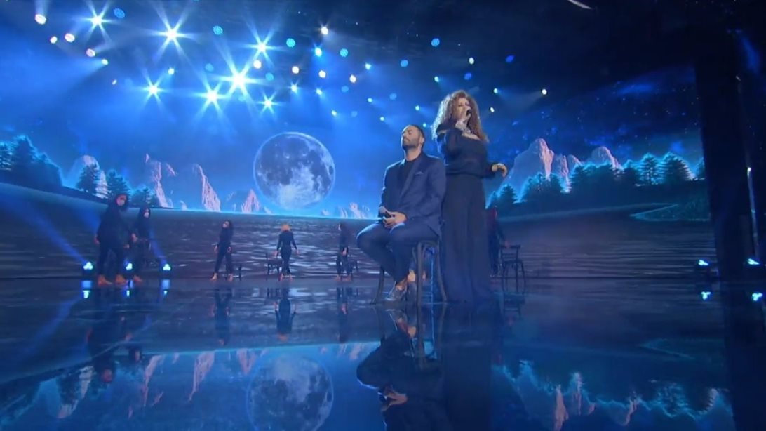 J2US | "Χαρτοπόλεμος" για Μαντώ &amp; Κώστα Φραγκολιά στην σκηνή