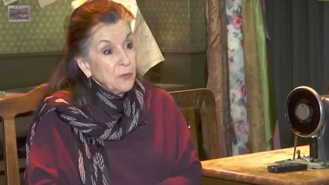 Νένα Μεντή: "Ο Χριστόφορος Παπακαλιάτης κάνει πολύ καλή δουλειά και ας τον βρίζουν μερικοί"