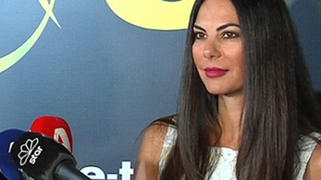 Εύη Βατίδου: «Γιατί η ζωή μου να είναι προς πώληση για να βγάζετε λεφτά εσείς;»