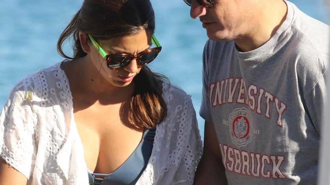 Σταματίνα Τσιμτσιλή - Θέμης Σοφός: Το οικογενειακό ταξίδι τους στη Μύκονο: Όλες οι φωτογραφίες