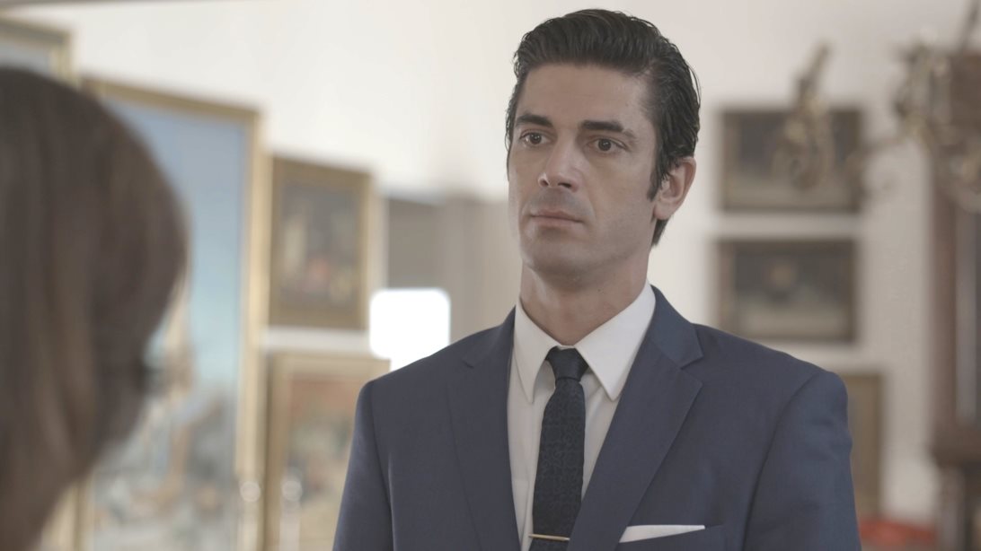 Ο Παράδεισος των κυριών | Ο Ντίνος έρχεται σε πολύ δύσκολη θέση! Οι εξελίξεις των επεισοδίων της επόμενης εβδομάδας