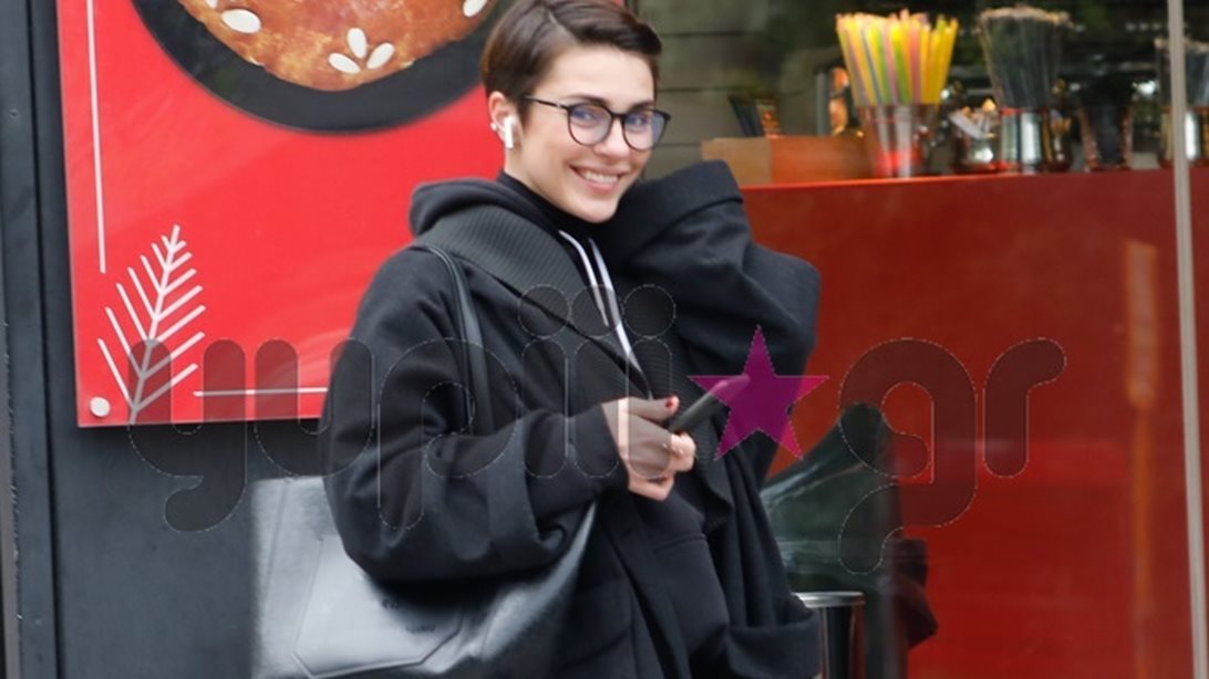 Κάτια Ταραμπάνκο: Η επιστροφή από το Λονδίνο &amp; η βόλτα στο Κολωνάκι