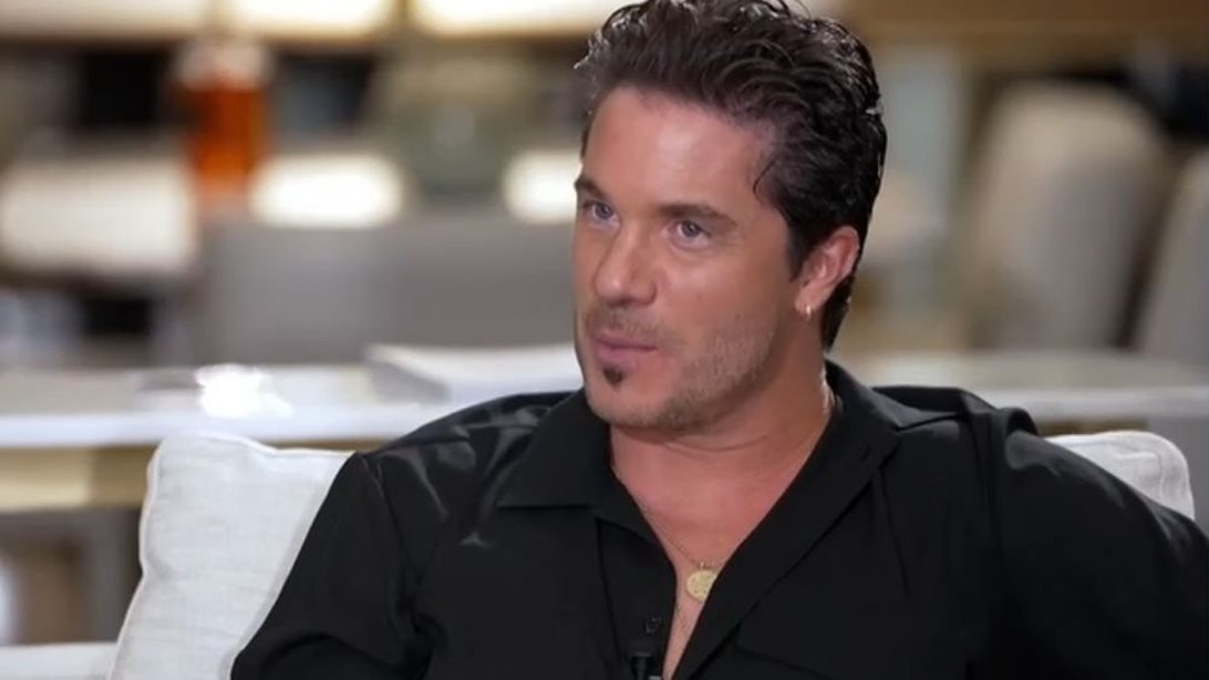 Νίκος Οικονομόπουλος: &quot;Ντροπή μου - Είναι ένα πάθος που έχω βάλει σκοπό να κόψω&quot;