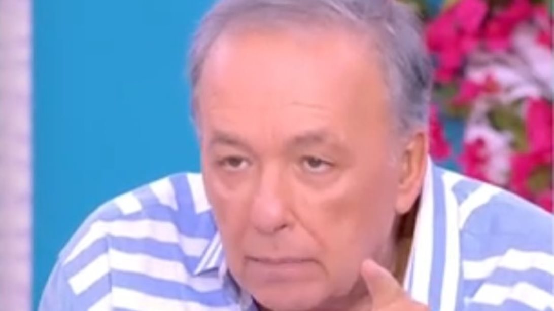 Ο Ανδρέας Μικρούτσικος απαντά στα νέα πυρά του Light: &quot;Είναι ένα ανύπαρκτο μηδενικό&quot;