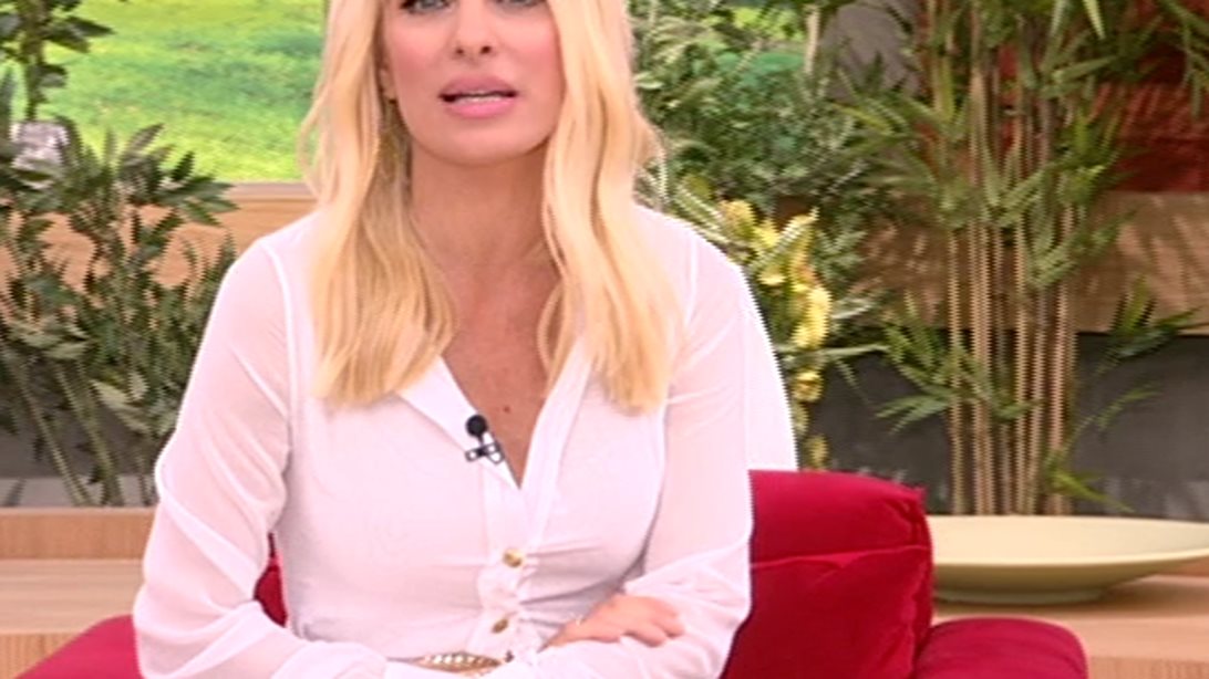 Ελένη Μενεγάκη: Ξέρουμε τι φόρεσε στην πρεμιέρα της εκπομπής της!