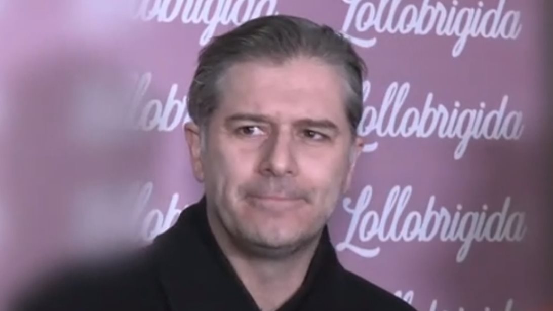 Η αντίδραση του Αλέξανδρου Μπουρδούμη σε ερώτηση για τον Πέτρο Φιλιππίδη: "Πολύ δύσκολο, είναι αδύνατο"