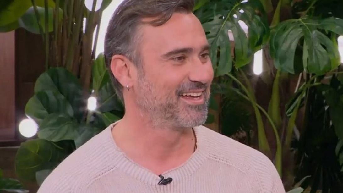 Γιώργος Καπουτζίδης: "Δεν σοβάρεψα λόγω της πολιτικής ορθότητας - Είμαι 50 χρονών, θα ήταν προβληματικό να γράφω τα ίδια πράγματα"