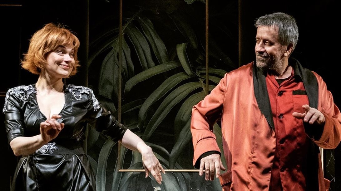 Δάφνη Λαμπρόγιαννη | Αυτή είναι η ηθοποιός που θα την αντικαταστήσει στην παράσταση με τον Σπύρο Παπαδόπουλο