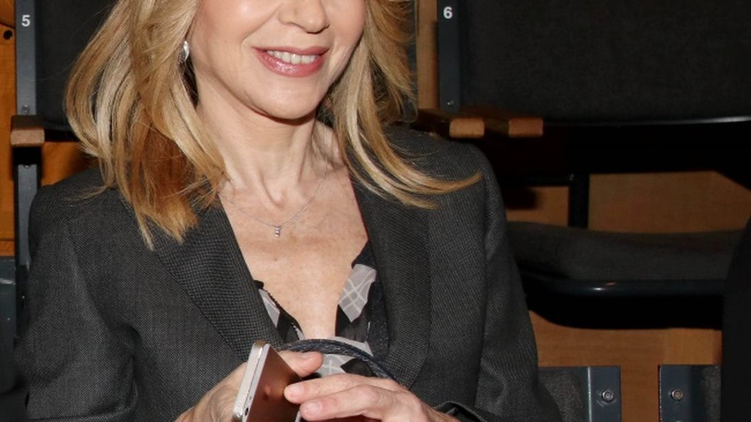 Έλλη Στάη: Σπάνια εμφάνιση με τον σύντροφο και τον γιο της: Φωτογραφίες