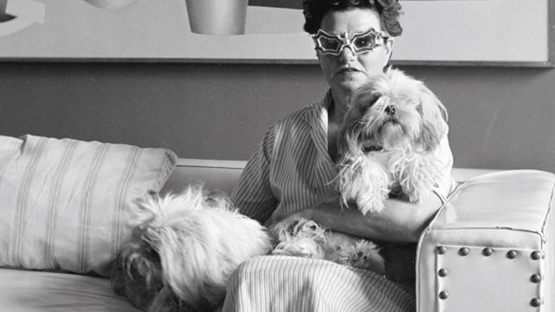 Αθηναΐς Νέγκα: The Blog: Post #2: Λίγη Ανεξαρτησία