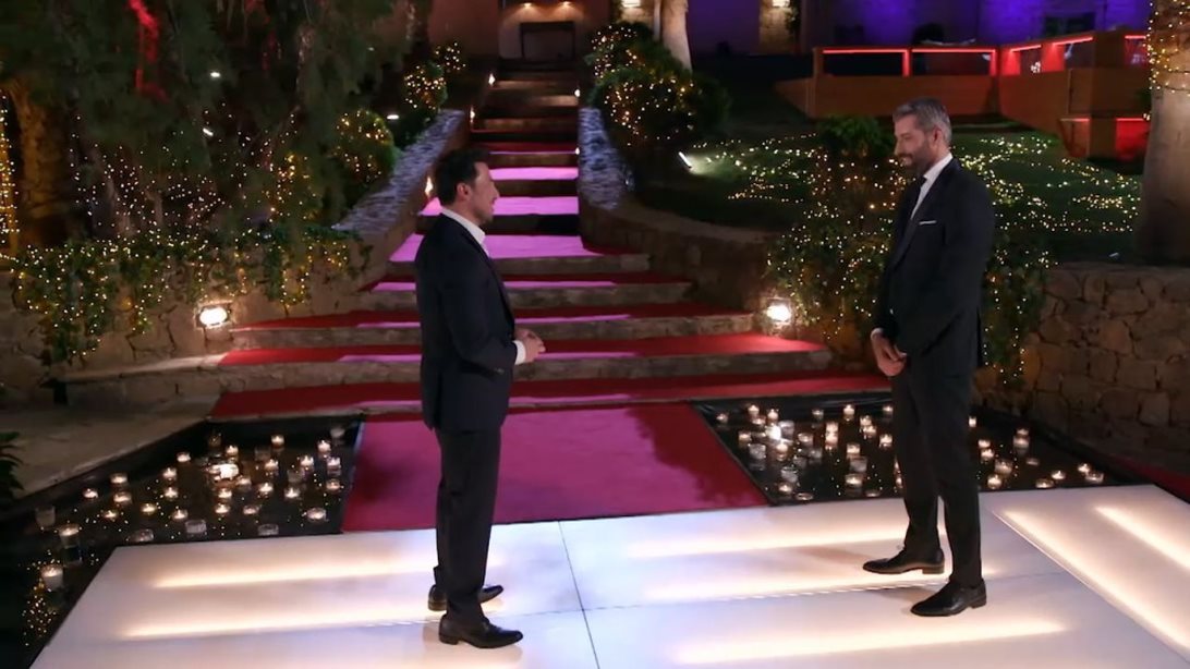 "The Bachelor" Πρεμιέρα | Το τρακ του Αλέξη Παππά και τα δώρα των κοριτσιών που ξεπέρασαν κάθε φαντασία!