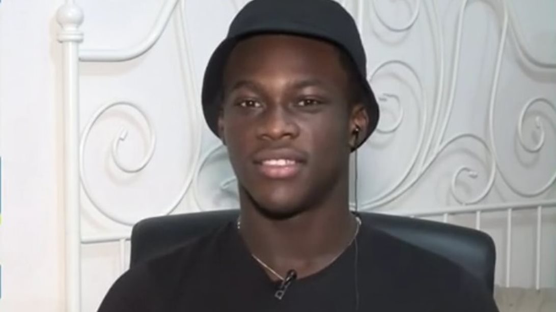 Εμμάνουελ Ελοζιέουα: Πρώτη επίσημη στους «Κουκου»! Η αλήθεια για την κλίκα του Campaign Room &amp; ο πραγματικός λόγος της αποχώρησης του