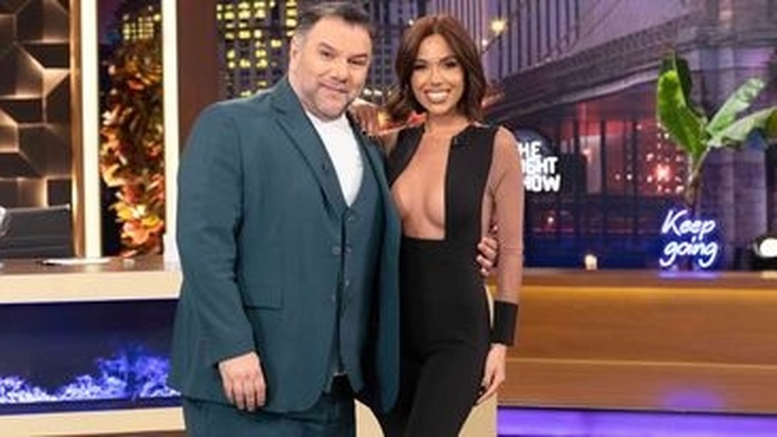 Έλενα Παπαπαναγιώτου: Όταν οι συνθήκες δε βοηθάνε, μπαίνω στη ντουλάπα και κάνω εκπομπή στο ραδιόφωνο