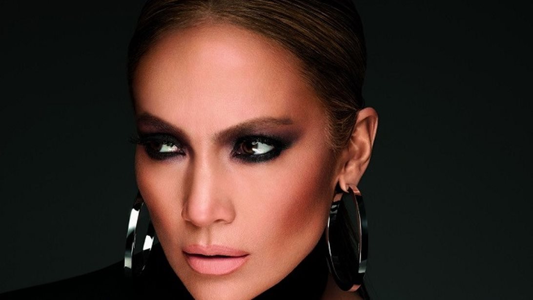 Jennifer Lοpez: Βήμα – βήμα αυτό το μακιγιάζ της ή αλλιώς το τέλειο smokey eye!