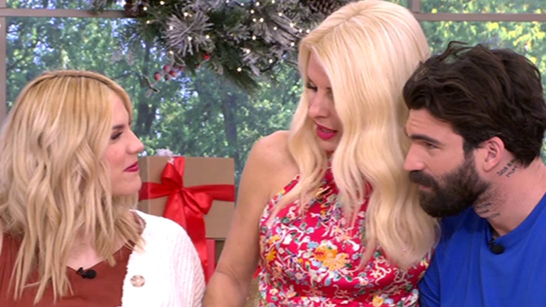 Ελένη Μενεγάκη: Αποχαιρέτησε τη Μαντώ Γαστεράτου από την εκπομπή της!