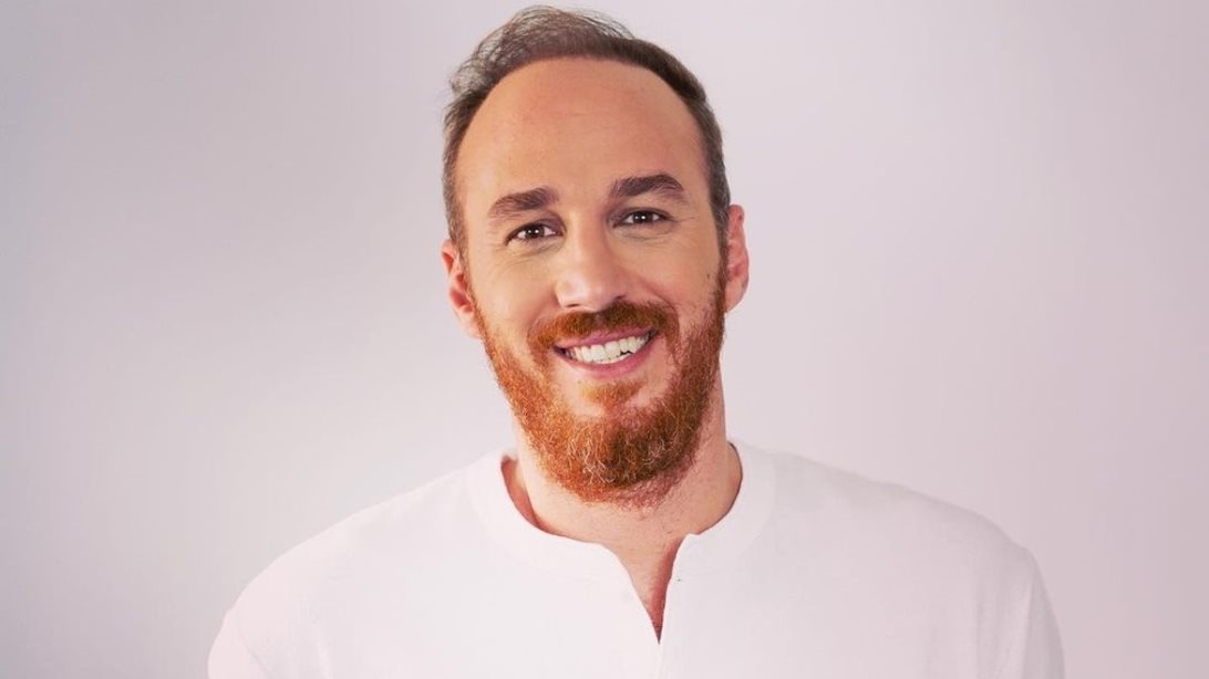 Ο Τάσος Θεοδώρου &quot;ασπίδα&quot; για τον Γιώργο Λιάγκα: Όταν άλλος δεν βλέπει όσα του δίνεις δεν είναι τυφλός αλλά αχάριστος&quot;