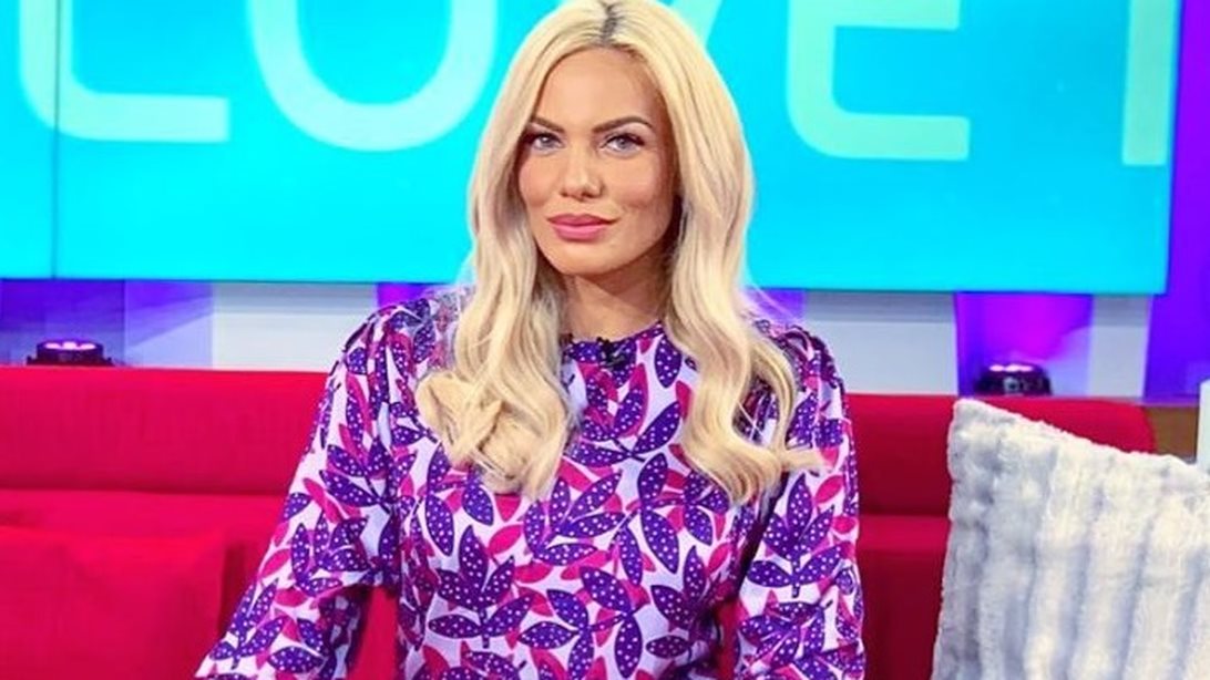 Η εμφάνιση της Ιωάννας Μαλέσκου με δημιουργία MI-RŌ