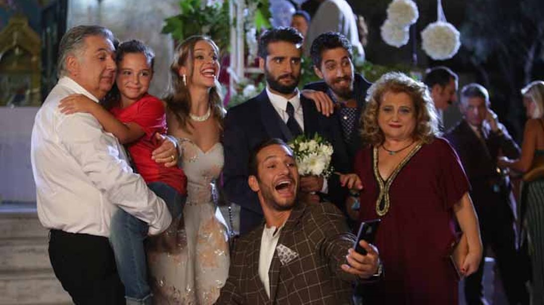 Κάνε Γονείς Να Δεις Καλό: Μάθετε τι θα γίνει στα πρώτα επεισόδια της νέας κωμικής σειράς του ΑΝΤ1