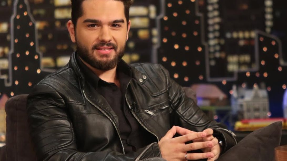 Χρήστος Μάστορας: Τι απάντησε για τον χωρισμό του με την Courtney Parker &amp; τις φήμες για την Έβελυν Καζαντζόγλου;