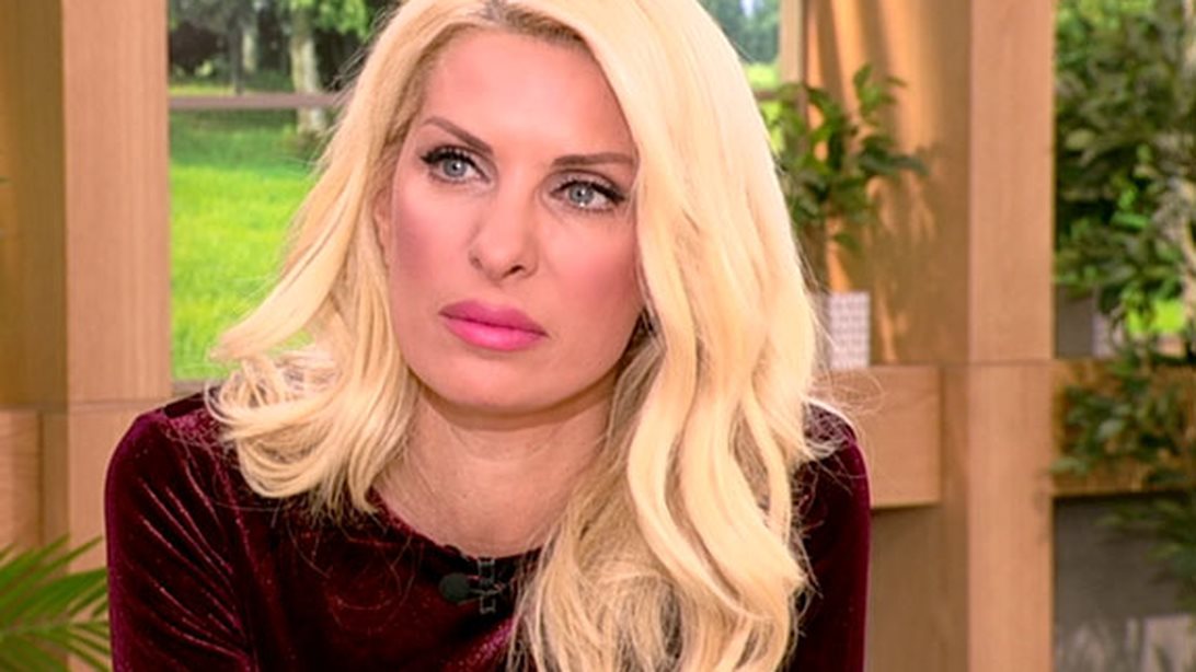 Ελένη Μενεγάκη: «Βούρκωσε» στον αέρα της εκπομπής: Τι συνέβη;