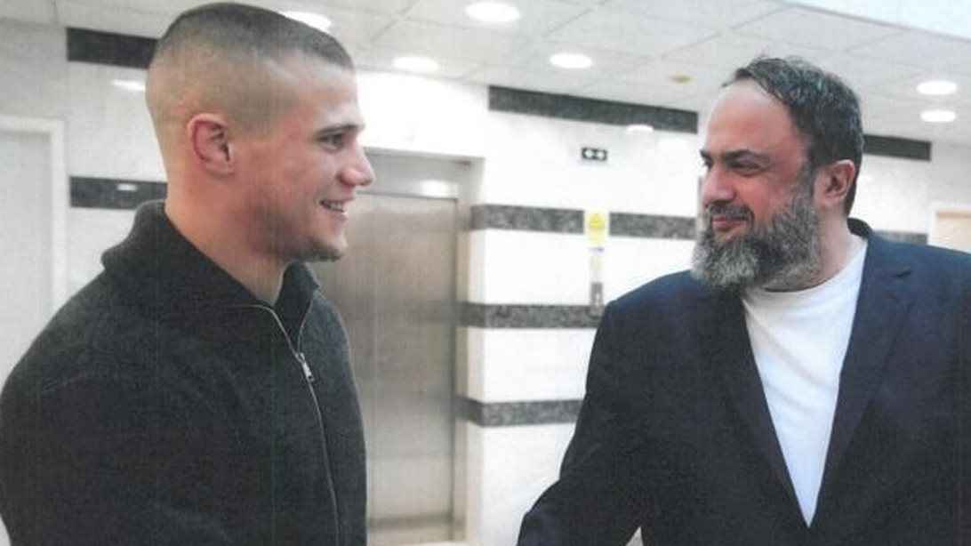 Ο Βαγγέλης Μαρινάκη στηρίζει τον Παγκόσμιο Πρωταθλητή πάλης, Γιώργο Κουγιουμτσίδη στον δρόμο για τους Ολυμπιακούς Αγώνες του Λος Άντζελες