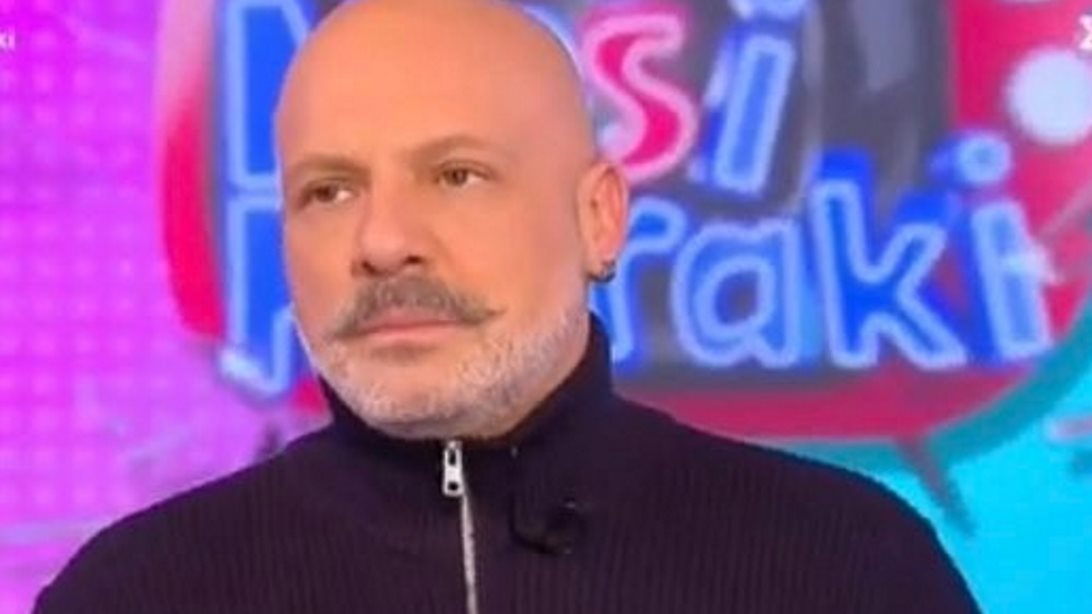 Νίκος Μουτσινάς: "Είμαστε η εκπομπή που δεν χαμπαριάζει από την πραγματικότητα"