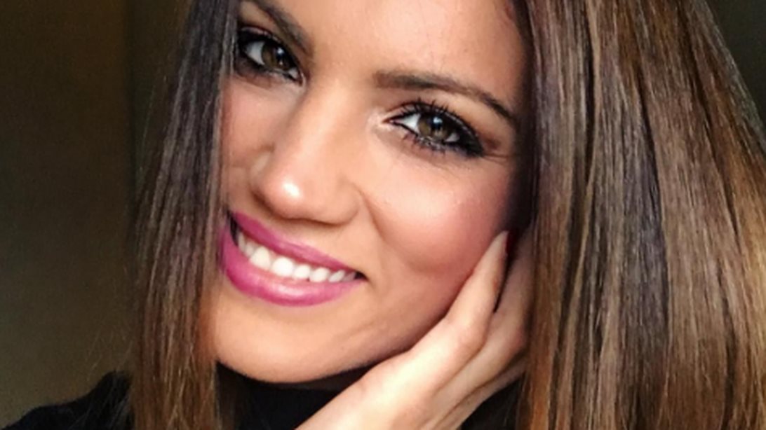 Μαίρη Συνατσάκη: Μας συστήνει τον μπαμπά &amp; τη δίδυμη αδελφή της!