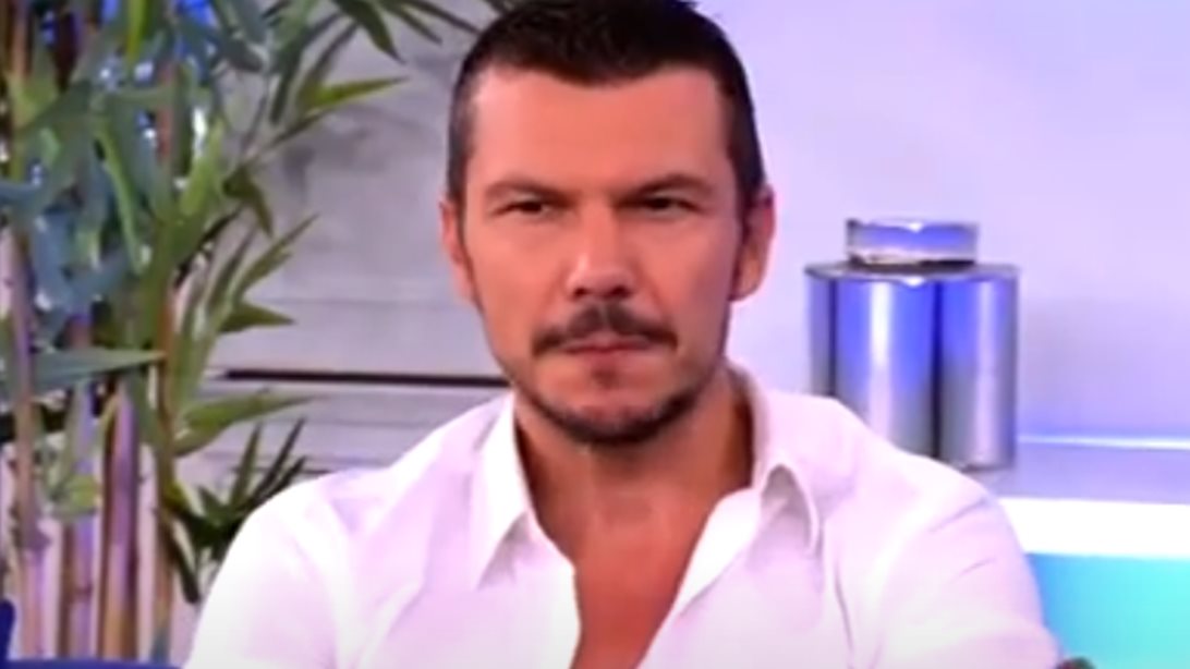 Ιωάννης Παπαζήσης: Η ενόχληση στον αέρα του Happy Day &amp; η παρατήρηση στους συνεργάτες της Τσιμτσιλή