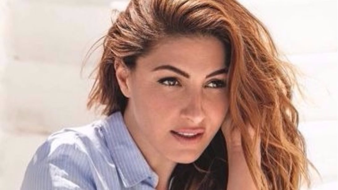 Έλενα Παπαρίζου: Ο λόγος που ξέσπασε σε κλάματα πριν την περιοδεία με τη Βανδή &amp; η αιτία που σταμάτησε να δουλεύει «νύχτα»